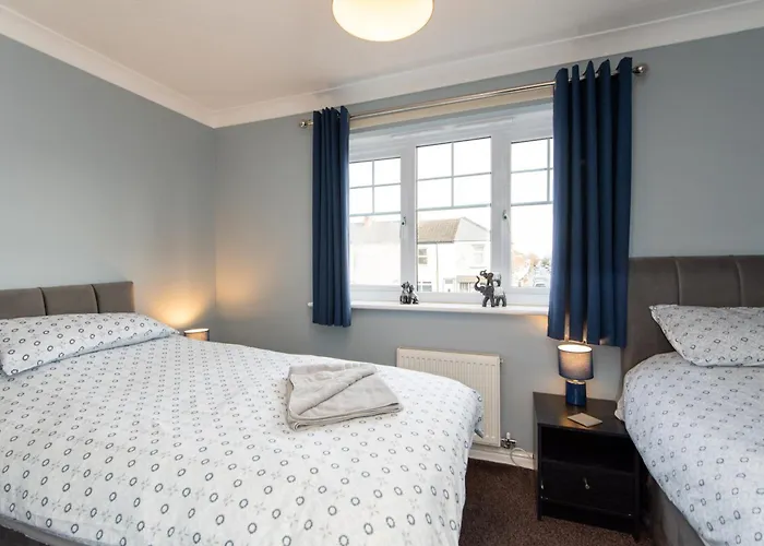 Cosy 3 Bedroomed Home On 3 Floors